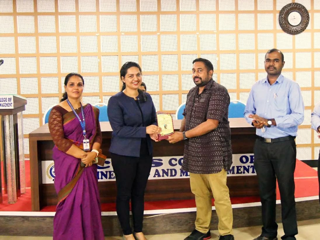 Recognition at a college event